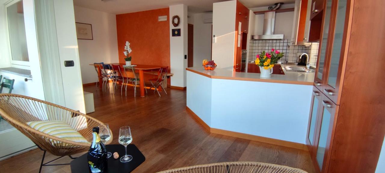 The Lake Apartment Colico Ngoại thất bức ảnh