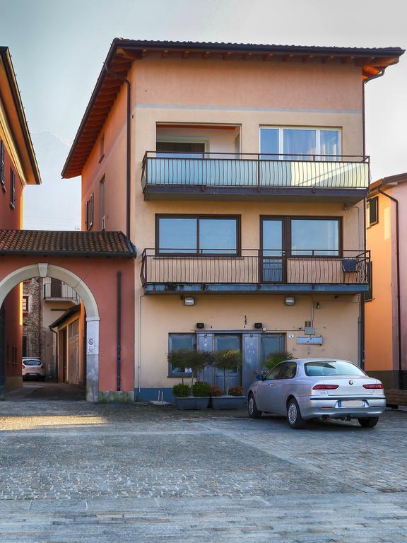 The Lake Apartment Colico Ngoại thất bức ảnh